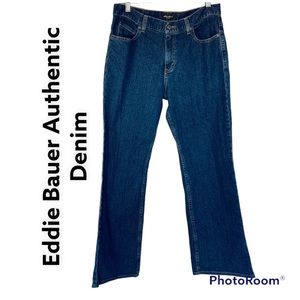 Eddie Bauer women’s Dark blue Authentic Denim jeans bootcut  Sz 10 petite